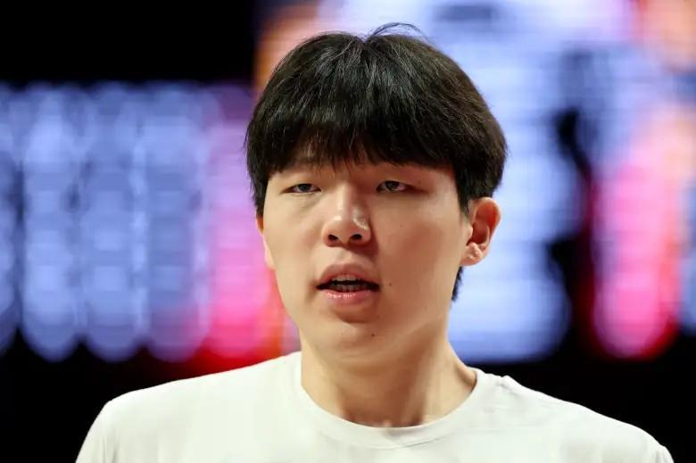 半岛体育官网-官方：杨瀚森2天内第2次被下放，昨日未出战&amp;amp;今日预计出战G联赛