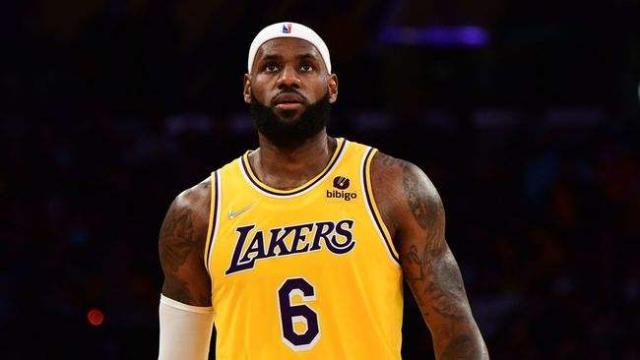 半岛体育官网-【观点】詹姆斯不是科比 湖人赛季已只剩走个过场